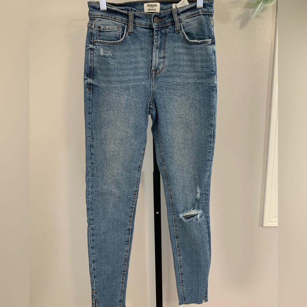 Kensie Jeans Blue Distressed Jeans